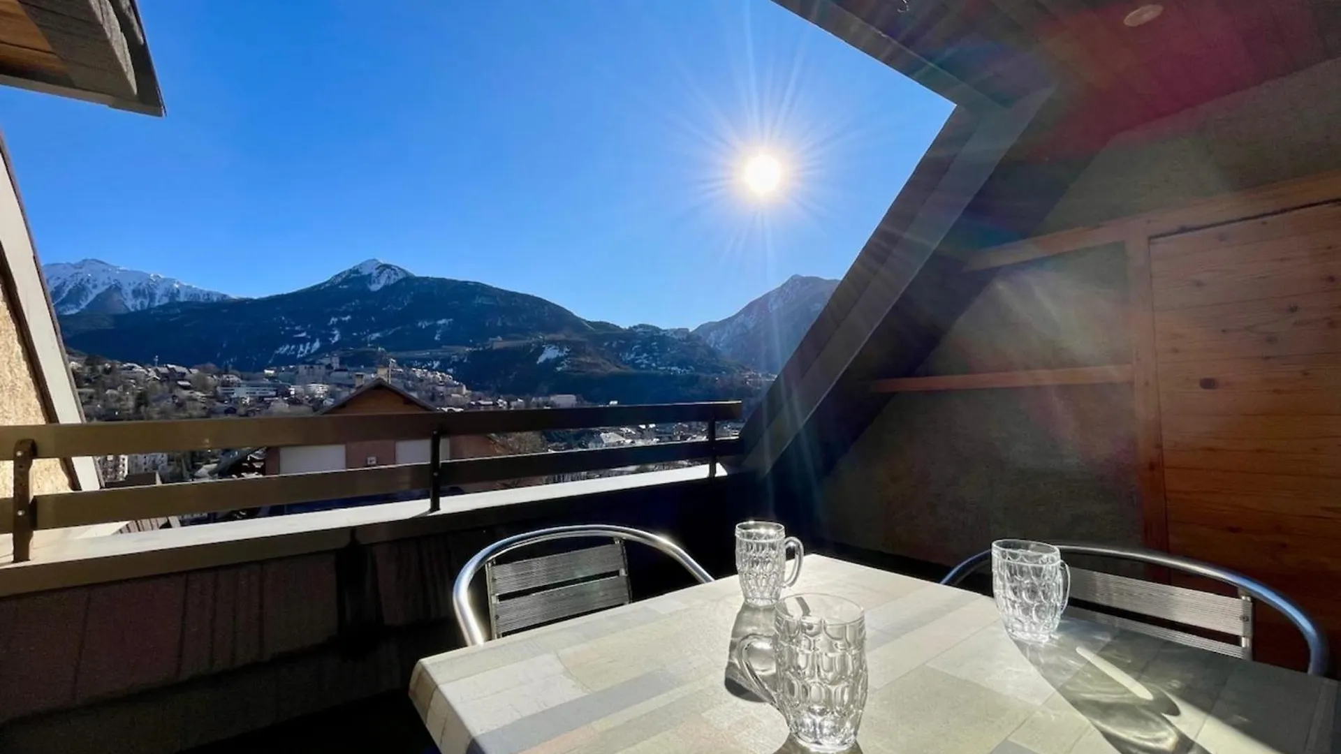 Beautiful Studio With Magnificent View Briancon